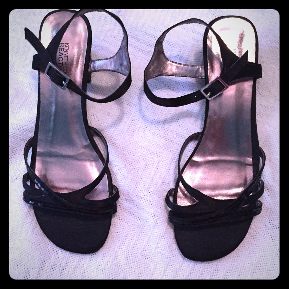 🌸 Kenneth Cole Reaction Black Strappy Heels Sz 5